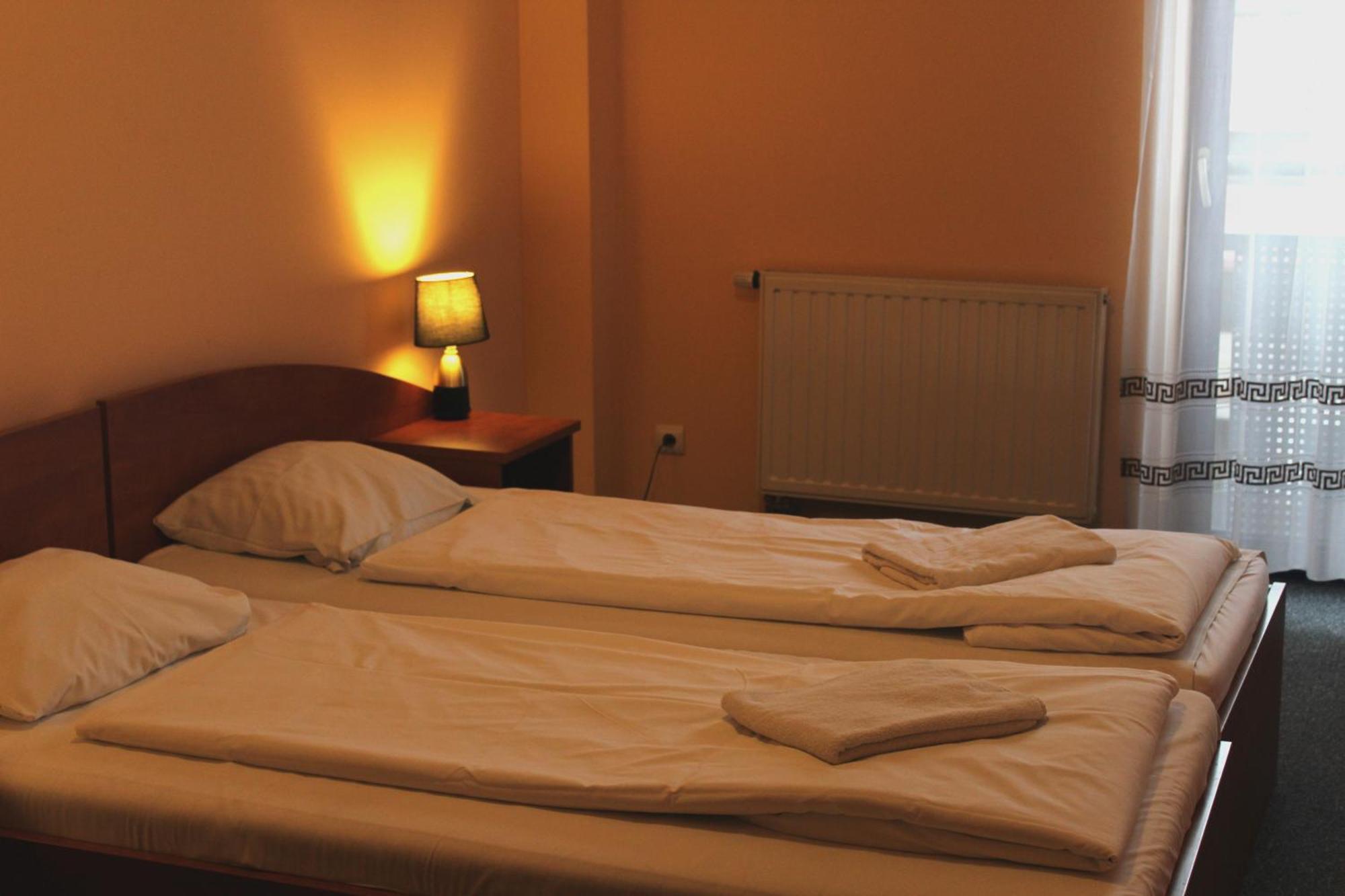 Hotel Kreator-Sport Cracovie Extérieur photo