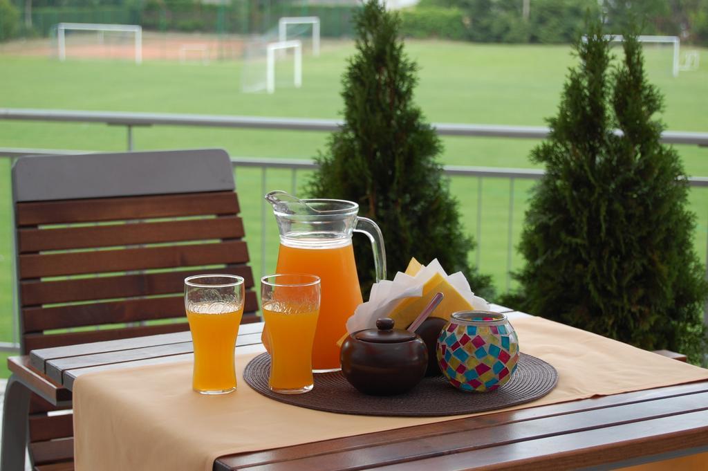 Hotel Kreator-Sport Cracovie Extérieur photo